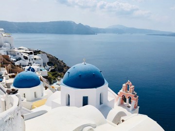 Exchange Santorini: A complete guide to currency exchange for travelers